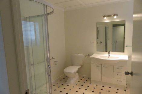 Photo of property in 8a Neeve Place, Taradale, Napier, 4112