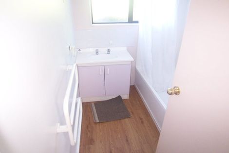 Photo of property in 118 Springs Road, Hornby, Christchurch, 8042