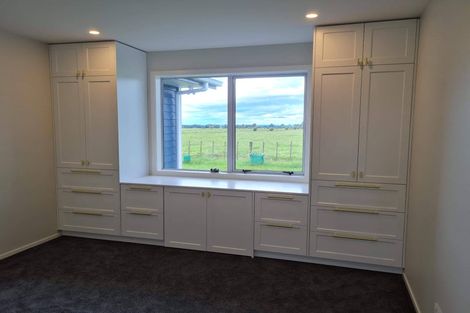 Photo of property in 33 Oriwa Lane, Levin, 5571
