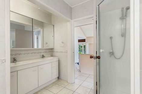 Photo of property in 1/26 Callender Place, Shelly Park, Auckland, 2014