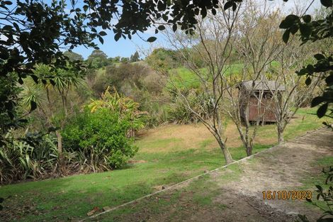 Photo of property in 1/6 Roberts Road, Matakatia, Whangaparaoa, 0930