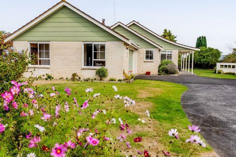 Photo of property in 13 Quin Crescent, Hawera, 4610