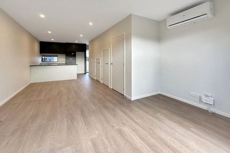 Photo of property in 28 Whati Lane, Henderson, Auckland, 0612