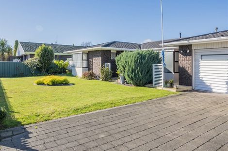 Photo of property in 6 Eden Street, Levin, 5510