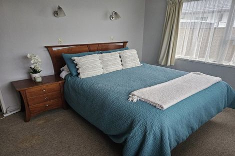 Photo of property in 28 Freyberg Avenue, Tamatea, Napier, 4112