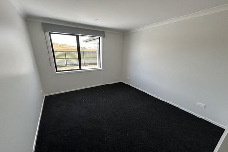 Photo of property in 42 Evergreen Parade, Rosehill, 2113