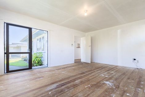 Photo of property in 48 Lupin Road, Otaki, 5512