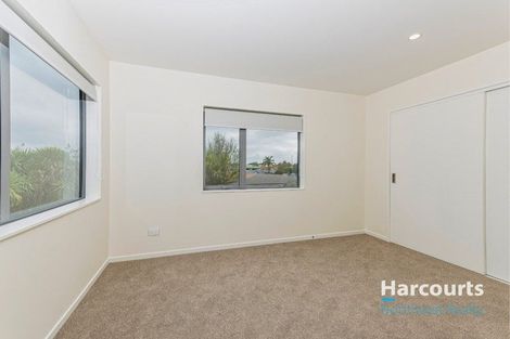 Photo of property in 31b Statesman Street, Henderson, Auckland, 0612