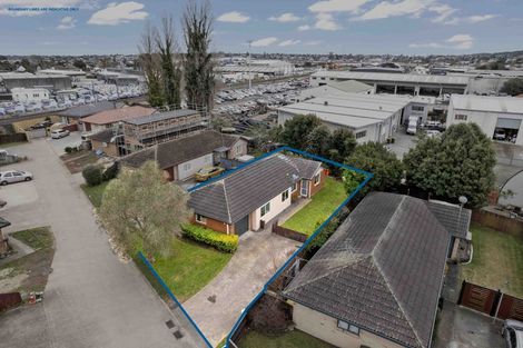 Photo of property in 10 Portrush Lane, Takanini, 2112