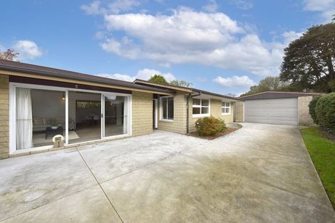 Photo of property in 19 Ashfield Place, Ilam, Christchurch, 8041
