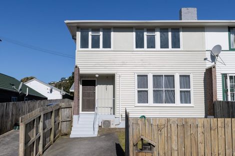 Photo of property in 2f1 Takatimu Way, Johnsonville, Wellington, 6037