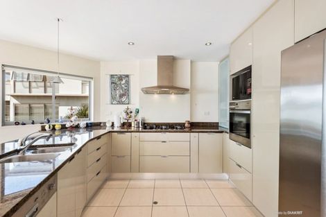 Photo of property in 1/279 Karaka Bay Road, Karaka Bays, Wellington, 6022