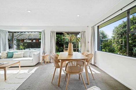 Photo of property in 2/302a Ilam Road, Burnside, Christchurch, 8053