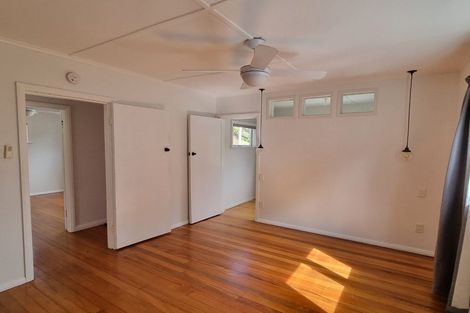 Photo of property in 98 Muri Road, Pukerua Bay, 5026