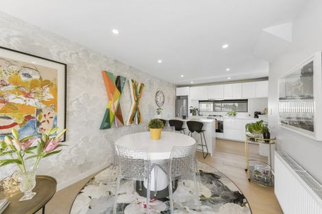 Photo of property in 6c Lyall Parade, Lyall Bay, Wellington, 6022