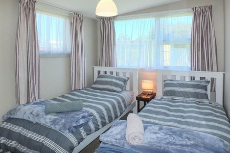 Photo of property in 1 Andresen Street, Foxton Beach, Foxton, 4815