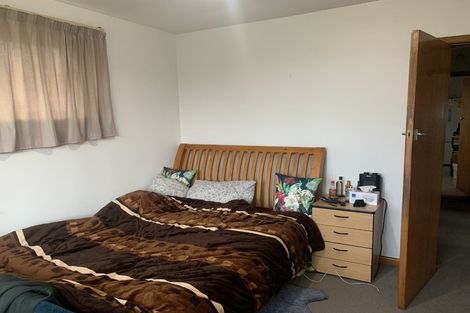 Photo of property in 105 Memorial Avenue, Burnside, Christchurch, 8053