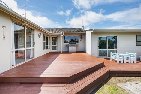 Photo of property in 35 Severn Street, Rongotea, 4476