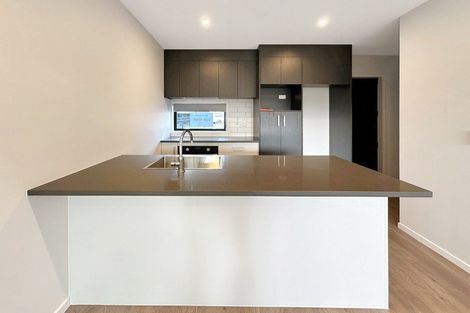 Photo of property in 28 Whati Lane, Henderson, Auckland, 0612