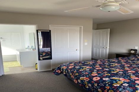 Photo of property in 74 Samwell Drive, Whitby, Porirua, 5024