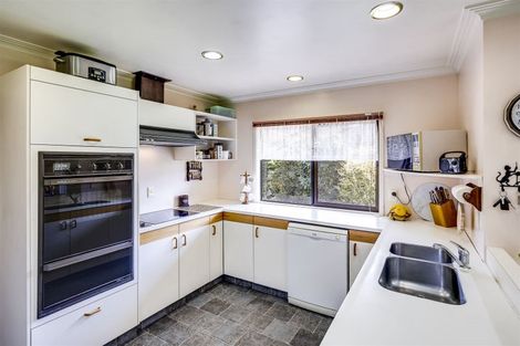 Photo of property in 32 Kotuku Place, Taradale, Napier, 4112