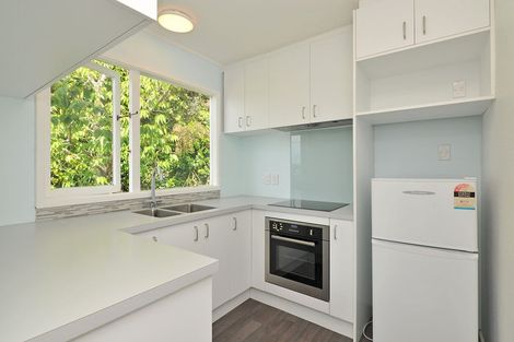 Photo of property in 76b Collier Avenue, Karori, Wellington, 6012