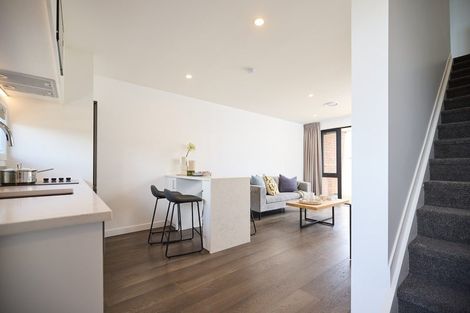 Photo of property in 7 Te Puketoka Lane, Mangere, 2022