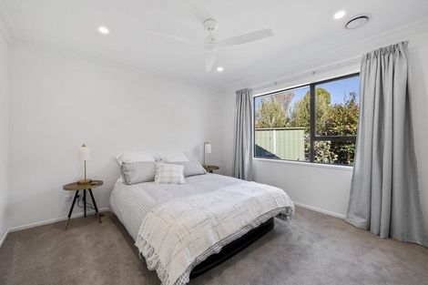 Photo of property in 27 Royleen Street, Casebrook, Christchurch, 8051