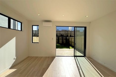 Photo of property in 3 Porowha Road, Westgate, Auckland, 0814