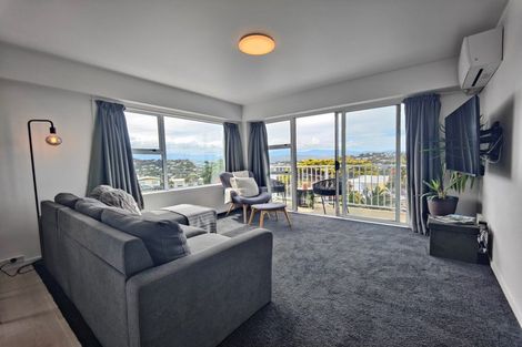 Photo of property in 4/32 Akaroa Drive, Maupuia, Wellington, 6022