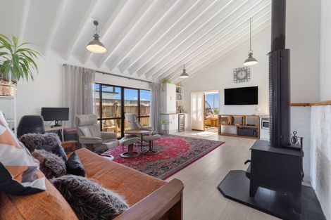 Photo of property in 14 Koromiko Street, Otaki Beach, Otaki, 5512