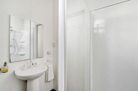 Photo of property in 1 Lucy Road, Bluff Hill, Napier, 4110