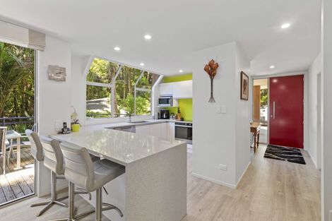 Photo of property in 133 Konini Road, Titirangi, Auckland, 0604