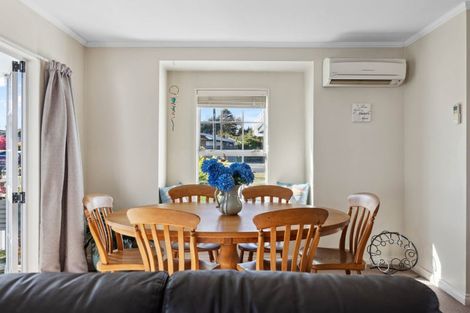 Photo of property in 15a Puriri Street, Hilltop, Taupo, 3330
