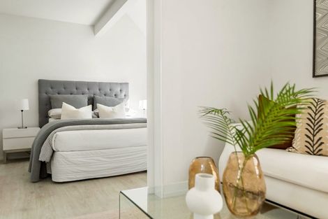 Photo of property in 72 Eversleigh Road, Belmont, Auckland, 0622