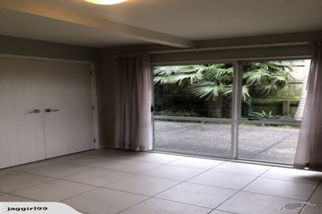 Photo of property in 4a/3 Corrella Road, Belmont, Auckland, 0622