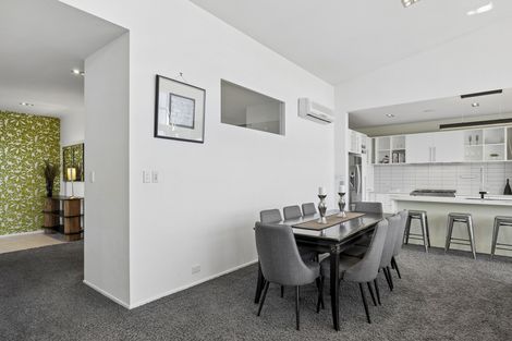 Photo of property in 8a Doon Street, Vauxhall, Dunedin, 9013