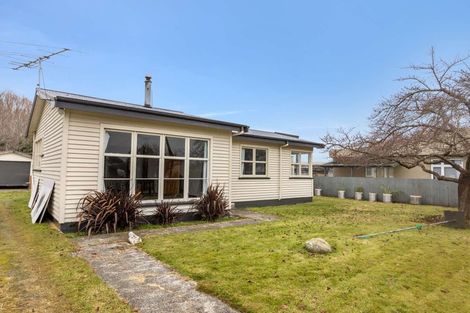 Photo of property in 28 Helena Street, Lumsden, 9730