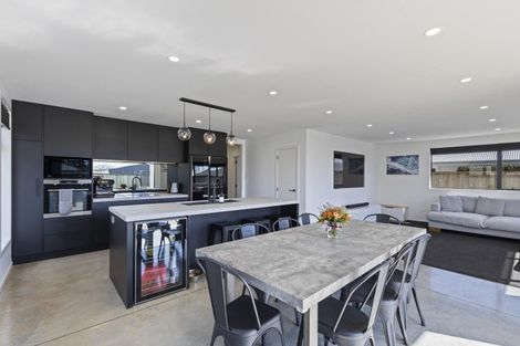 Photo of property in 29 Smith Street, Lepperton, New Plymouth, 4373