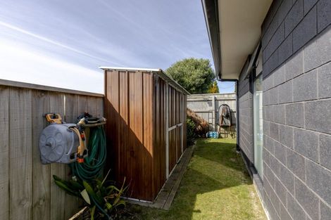 Photo of property in 44 Coby Sydney Drive, Bell Block, New Plymouth, 4312