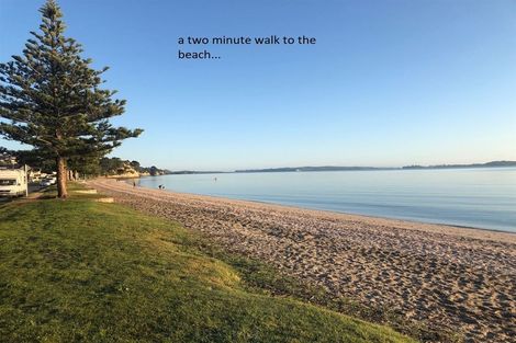 Photo of property in 33 Mccrystal Avenue, Eastern Beach, Auckland, 2012