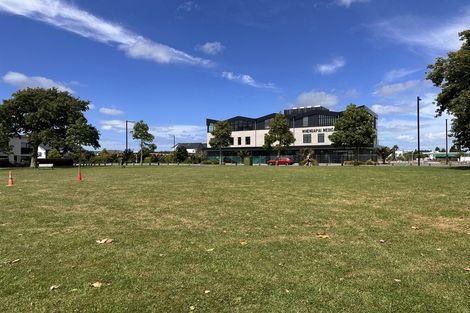 Photo of property in 19 Oyster Drive, Whenuapai, 0618