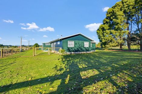 Photo of property in 10 Factory Road, Ballance, Pahiatua, 4983