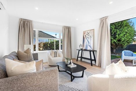 Photo of property in 4 Roberts Road, Hei Hei, Christchurch, 8042