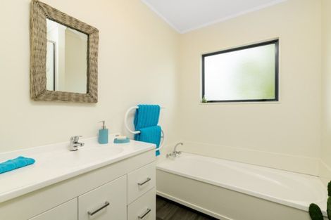 Photo of property in 40b Meander Drive, Welcome Bay, Tauranga, 3112