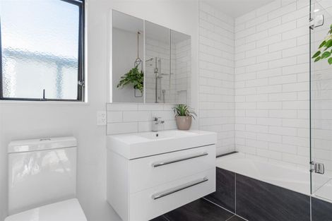Photo of property in 563 Maunganui Road, Mount Maunganui, 3116