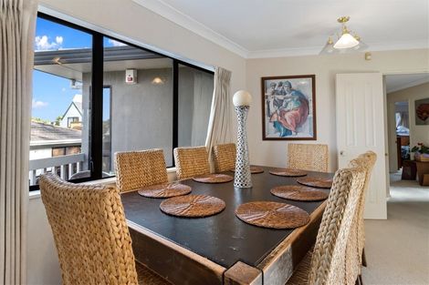 Photo of property in 8 Sailfish Drive, West Harbour, Auckland, 0618