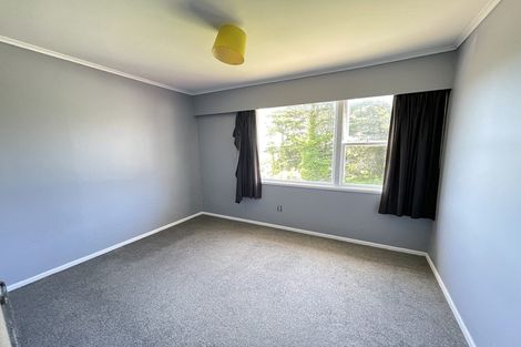 Photo of property in 305 Don Buck Road, Massey, Auckland, 0614