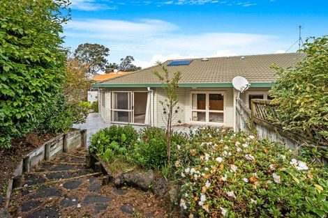 Photo of property in 14 Palmgreen Court, Stanmore Bay, Whangaparaoa, 0932