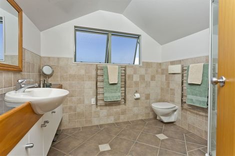 Photo of property in 14 Hastings Road, Mairangi Bay, Auckland, 0630